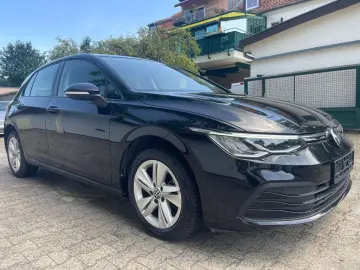 VW Golf 8 Life eTSI | Benzină, Automat, LED, Navi