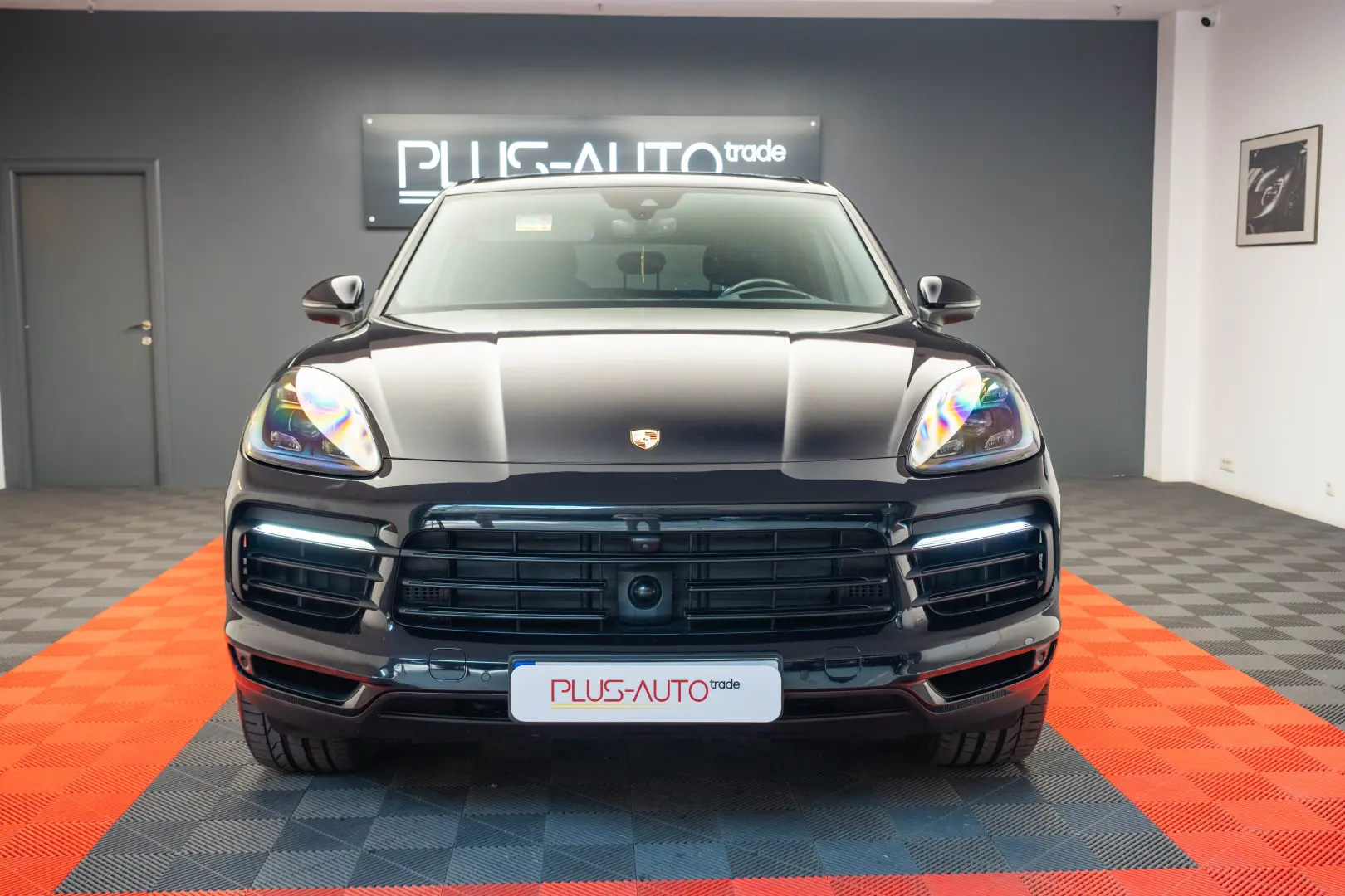 Porsche Cayenne SUV Hybrid