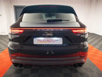Porsche Cayenne SUV Hybrid
