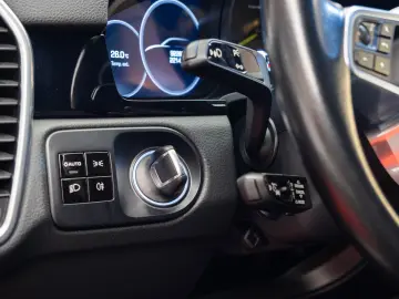 Porsche Cayenne SUV Hybrid