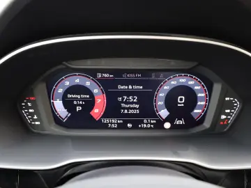 Audi Q3 35 TFSI S tronic 5d