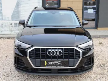 Audi Q3 35 TFSI S tronic 5d