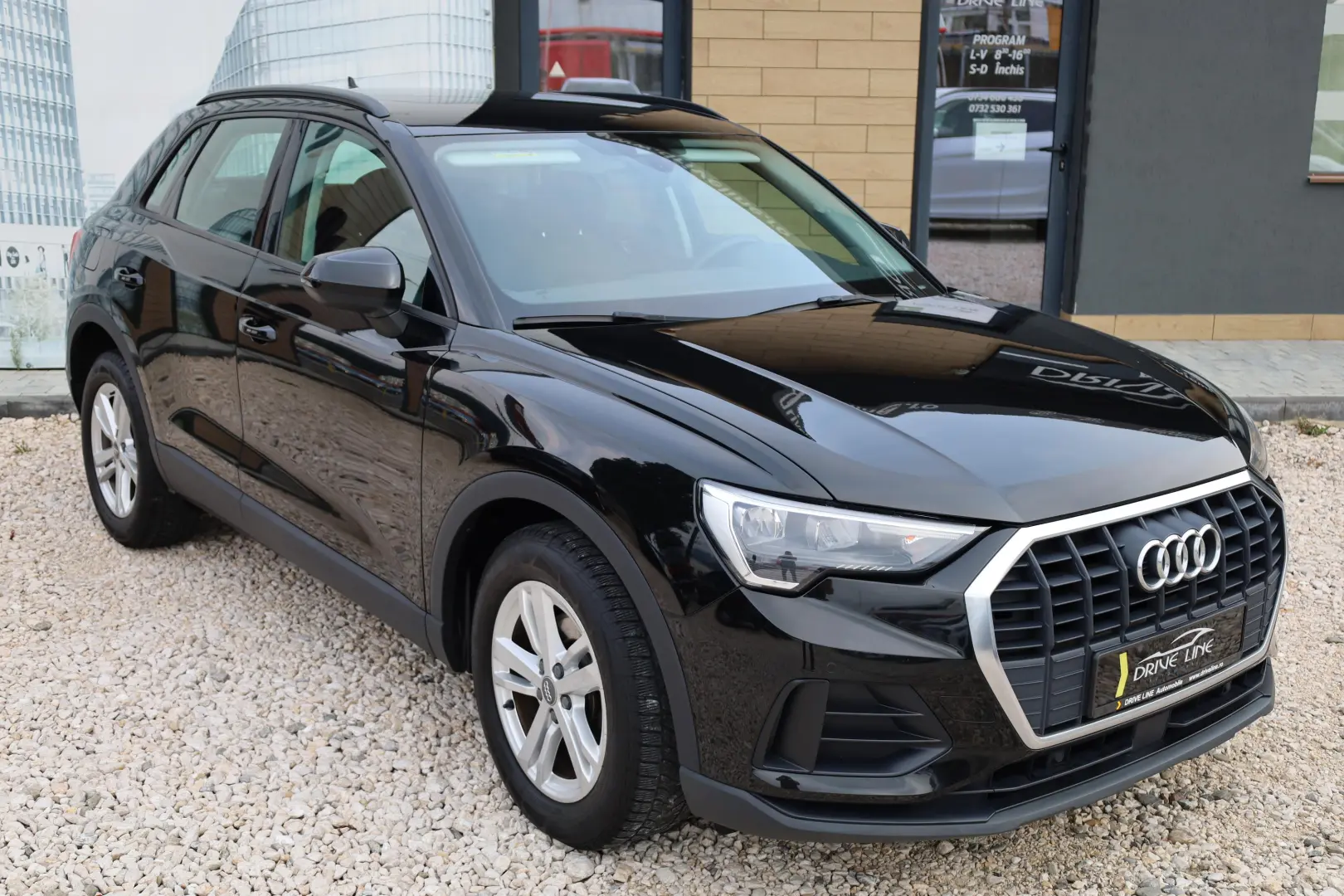 Audi Q3 35 TFSI S tronic 5d