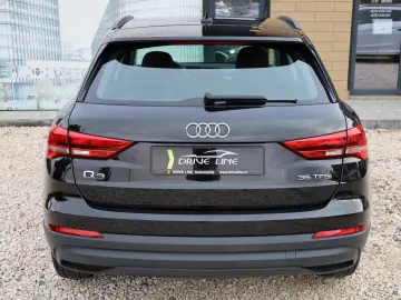 Audi Q3 35 TFSI S tronic 5d