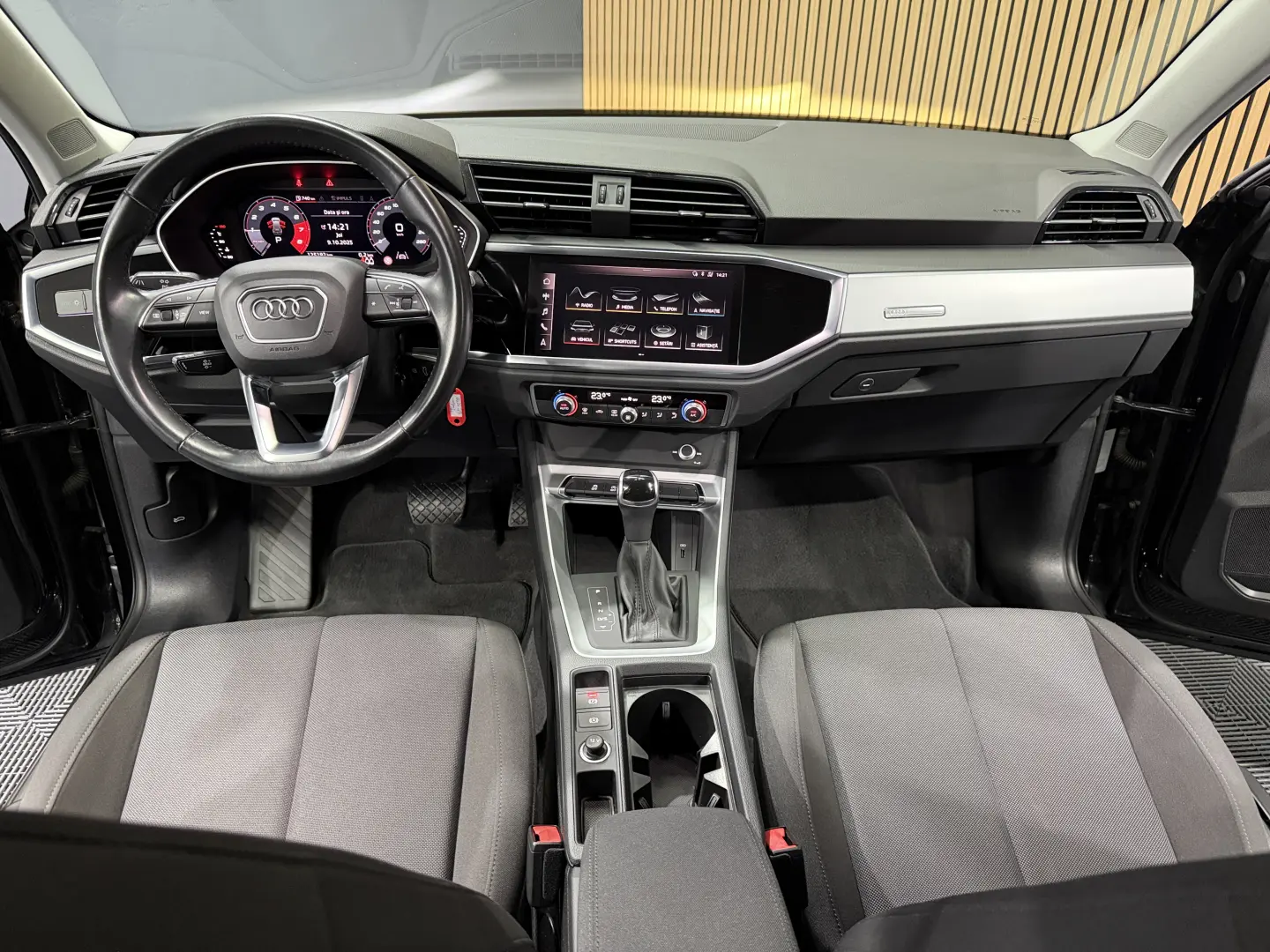 Audi Q3 35 TFSI S tronic 5d