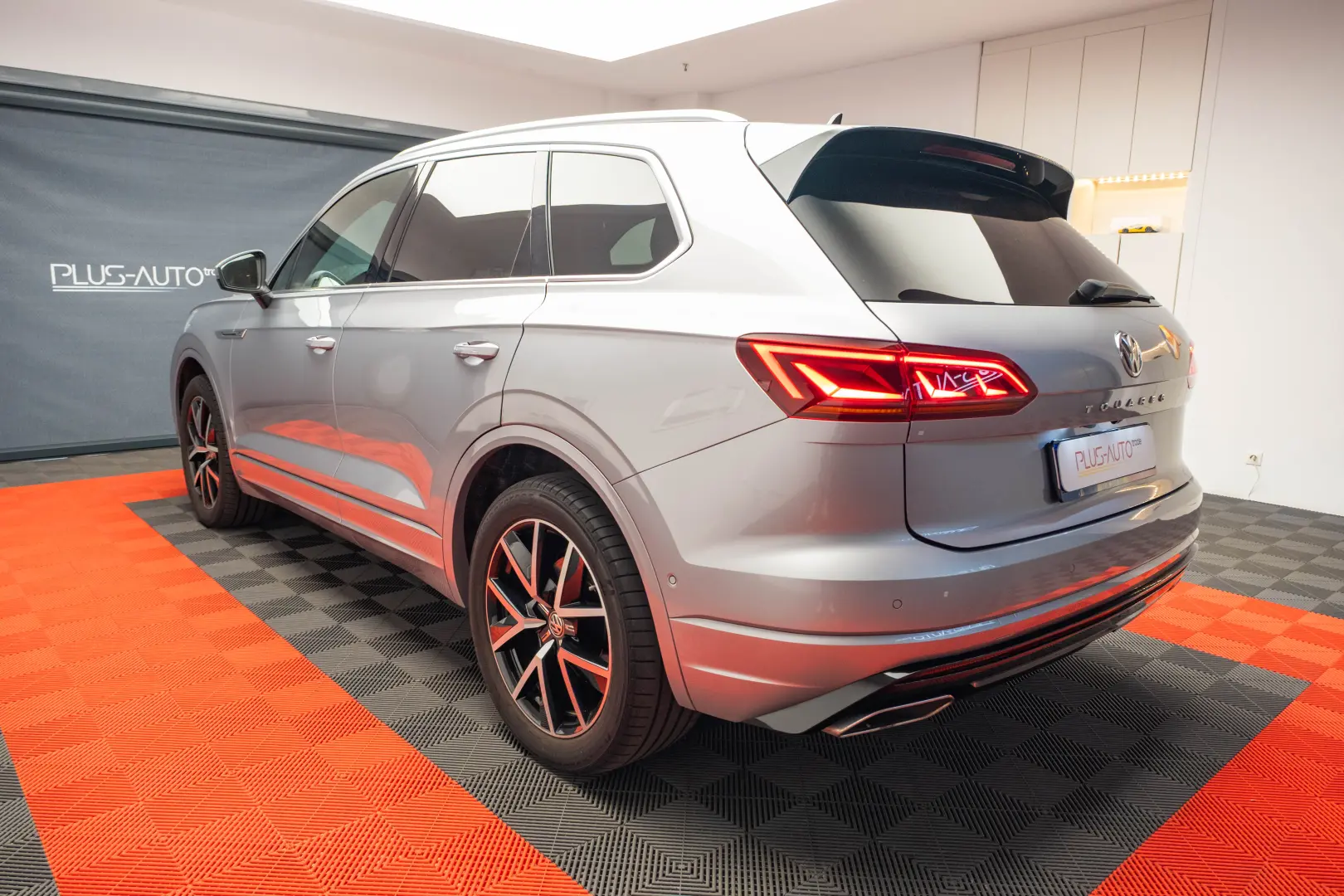 Volkswagen Touareg V6 TDI R Line, Pano, ACC