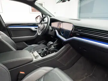 Volkswagen Touareg V6 TDI R Line, Pano, ACC