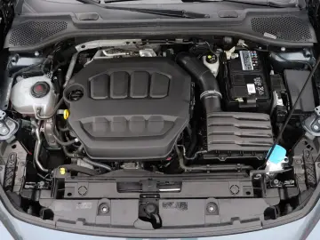 Formentor VZ 2.0 TSI 4Drive DSG ACC Kamera Navi
