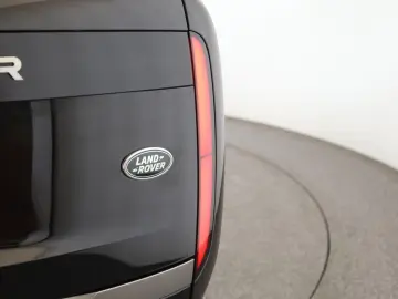 Range Rover P530 Autobiography LWB 7S Pano 23