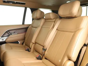 Range Rover P530 Autobiography LWB 7S Pano 23