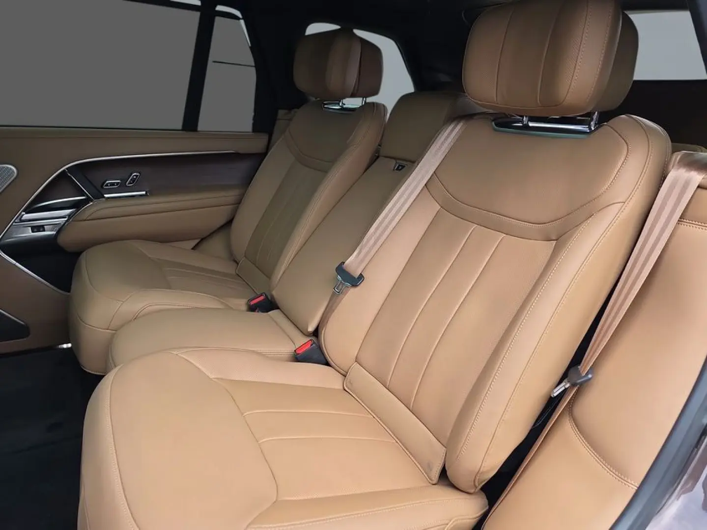 Range Rover P460e Hybrid LWB 5-Sitzer Autobiogra
