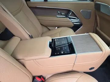 Range Rover P460e Hybrid LWB 5-Sitzer Autobiogra