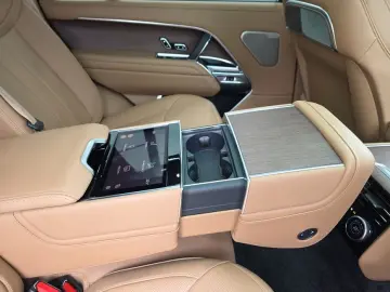 Range Rover P460e Hybrid LWB 5-Sitzer Autobiogra