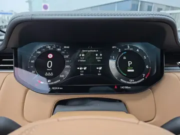 Range Rover P460e Hybrid LWB 5-Sitzer Autobiogra