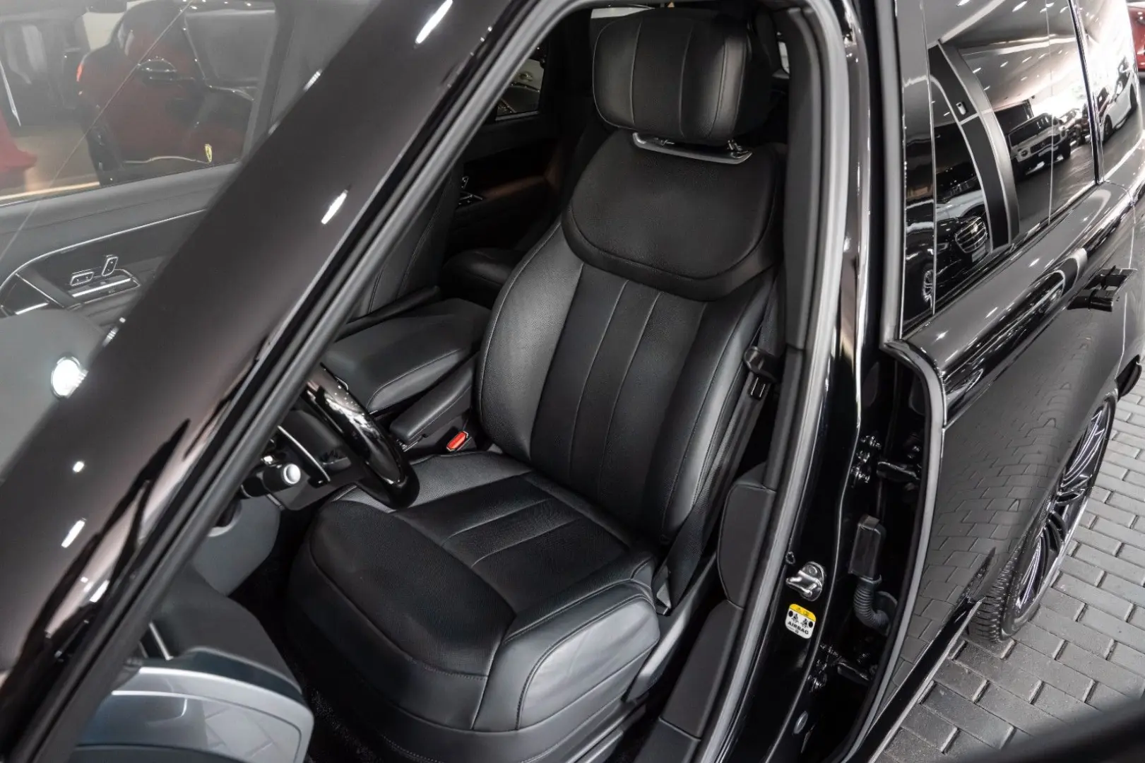 Range Rover Autobiography*MERIDIAN*23