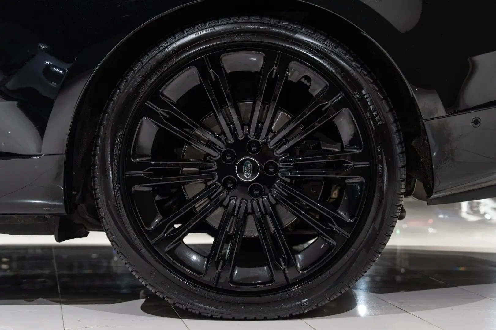 Range Rover Autobiography*MERIDIAN*23