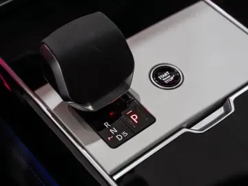 Range Rover Autobiography*MERIDIAN*23