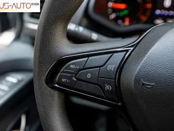 Renault Trafic Combi L2H1 -9 locuri - 150 CP - Manuală