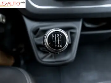 Renault Trafic Combi L2H1 -9 locuri - 150 CP - Manuală