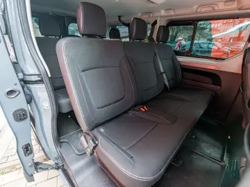 Renault Trafic Combi L2H1 -9 locuri - 150 CP - Manuală