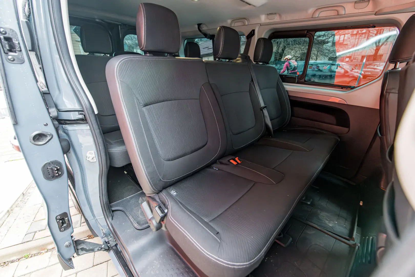 Renault Trafic Combi L2H1 -9 locuri - 150 CP - Manuală