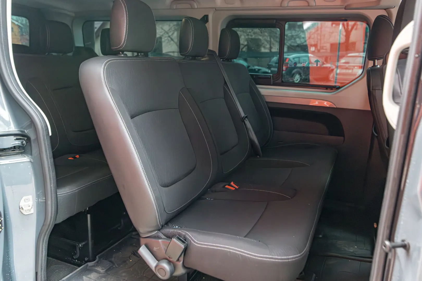 Renault Trafic Combi L2H1 -9 locuri - 150 CP - Manuală