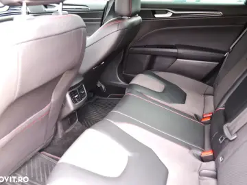 Ford Mondeo 2.0 TDCi Powershift ST Line High