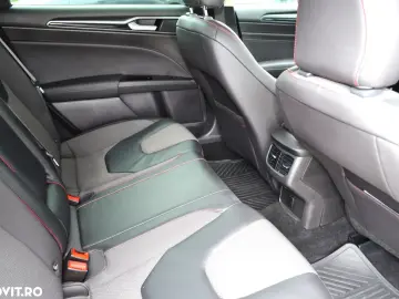 Ford Mondeo 2.0 TDCi Powershift ST Line High