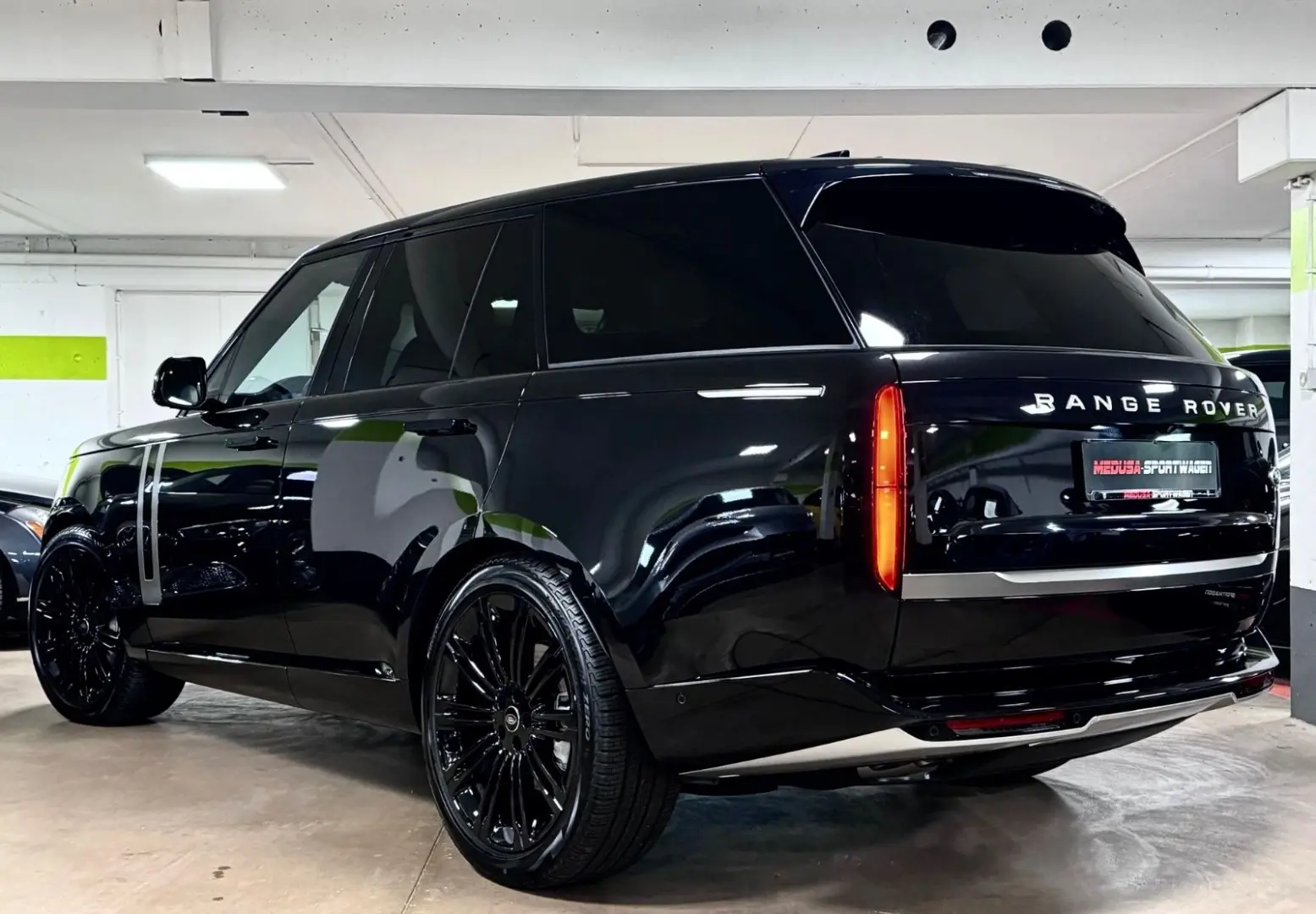 RANGE ROVER VOGUE D350 HSE FOND TV MASSAGE FULL!