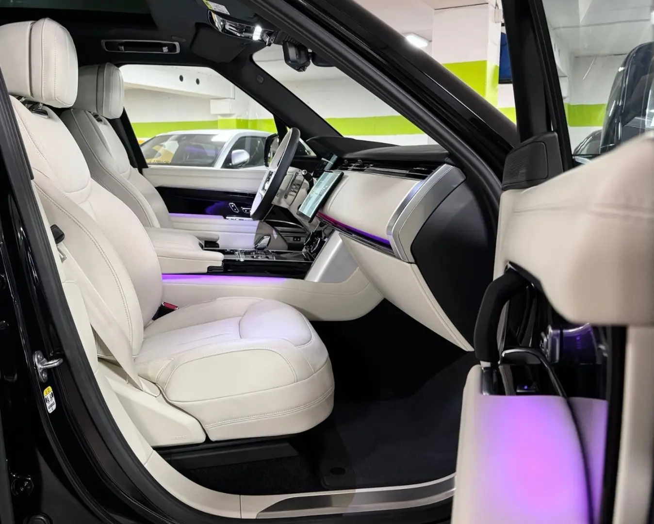 RANGE ROVER VOGUE D350 HSE FOND TV MASSAGE FULL!