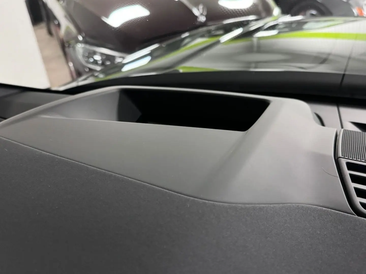 RANGE ROVER VOGUE D350 HSE FOND TV MASSAGE FULL!