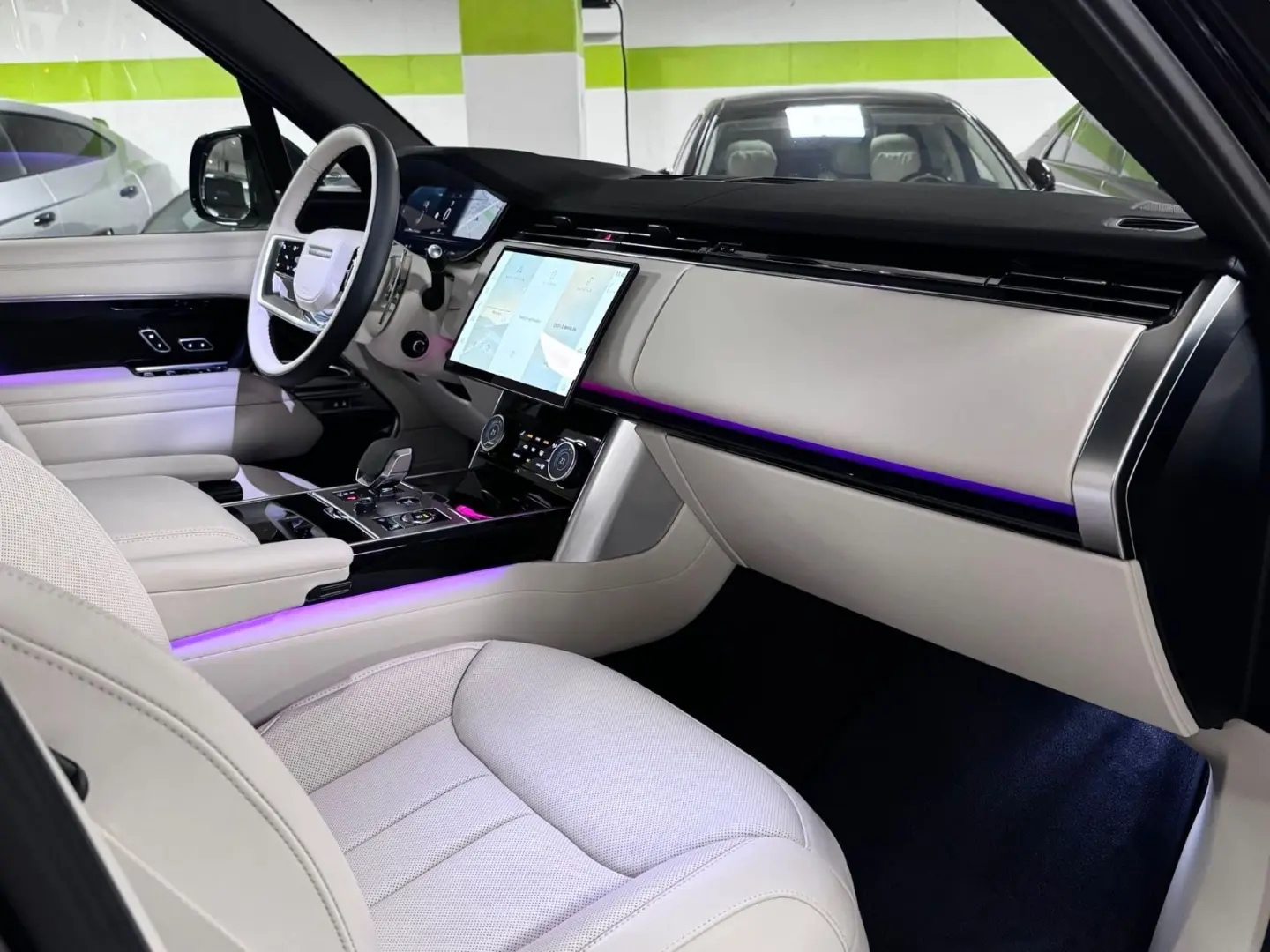 RANGE ROVER VOGUE D350 HSE FOND TV MASSAGE FULL!