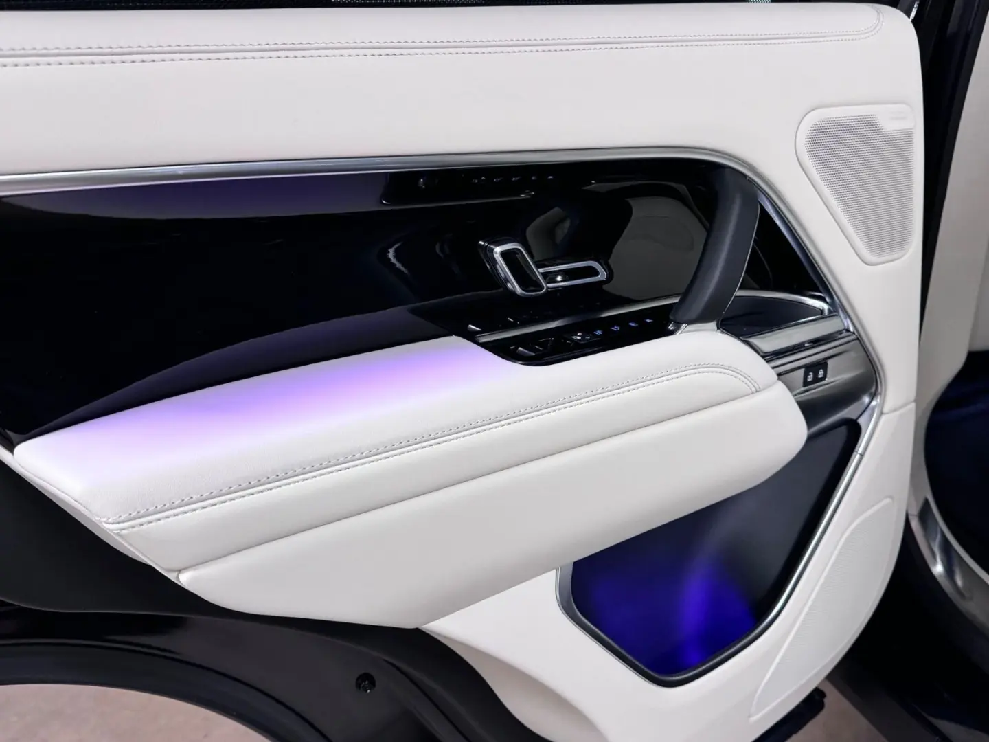 RANGE ROVER VOGUE D350 HSE FOND TV MASSAGE FULL!