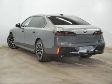 740d xDrive m Sport Pro  TwoTone,DA/PA-Prof,Sky