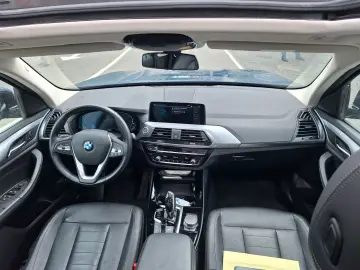 X3*xDrive 30e*Nav*LED*Leder*Pano*PDC-CAM*SHZ