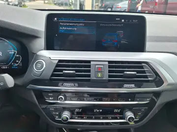 X3*xDrive 30e*Nav*LED*Leder*Pano*PDC-CAM*SHZ