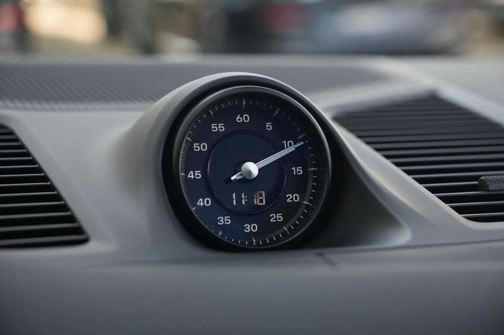 E-Hybrid Coupé PDISPLAY-ACC-LUFTF-PANO-BOSE-22RS