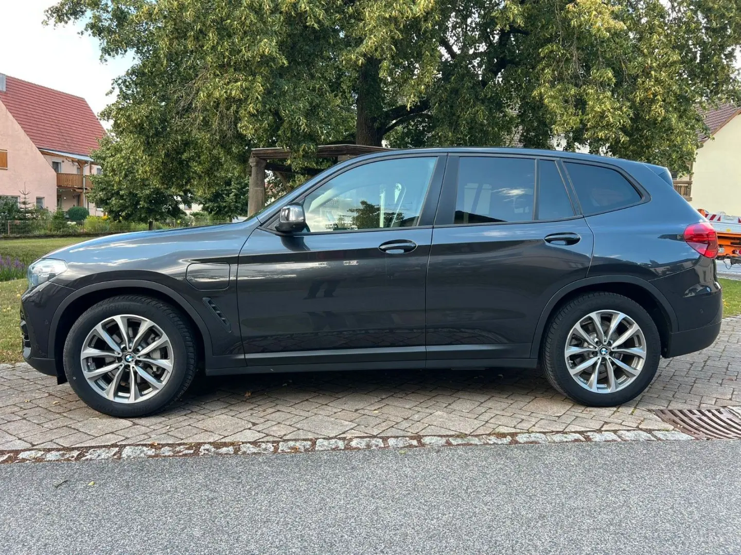X3 Baureihe X3 xDrive 30 e Advantage
