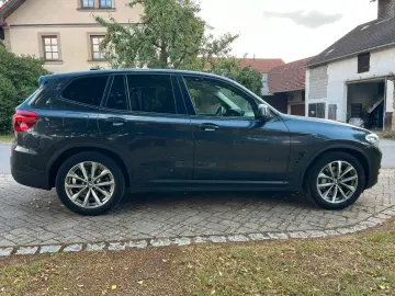 X3 Baureihe X3 xDrive 30 e Advantage