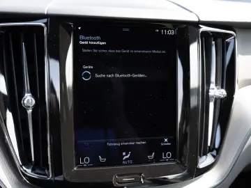 XC60 B4 R Design 2WD PDC SHZ NAVI KAMERA LED AHK