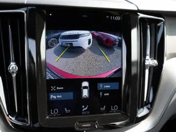 XC60 B4 R Design 2WD PDC SHZ NAVI KAMERA LED AHK