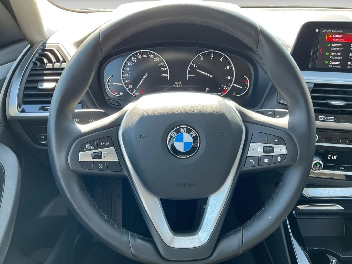X3 xDrive 30 i Advantage Navi PDC Live Cockpit