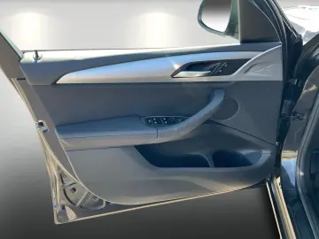 X3 xDrive 30 i Advantage Navi PDC Live Cockpit