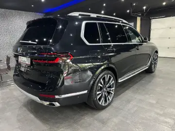 X7 xDrive 40 d /SKY LOUNGE / Iconic Glow / 1HAND