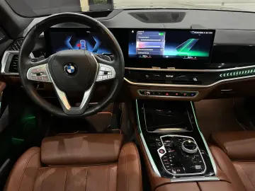 X7 xDrive 40 d /SKY LOUNGE / Iconic Glow / 1HAND