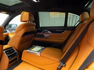 BMW 740D XDRIVE