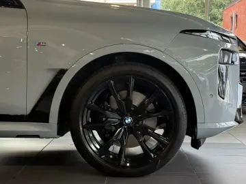 X7 xDrive 40 d M Sport *StHzg*H&K*Massage*22