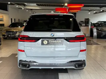 X7 xDrive 40 d M Sport *StHzg*H&K*Massage*22