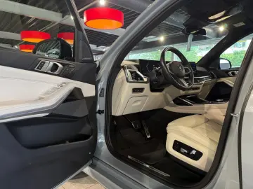 X7 xDrive 40 d M Sport *StHzg*H&K*Massage*22