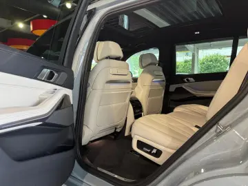 X7 xDrive 40 d M Sport *StHzg*H&K*Massage*22